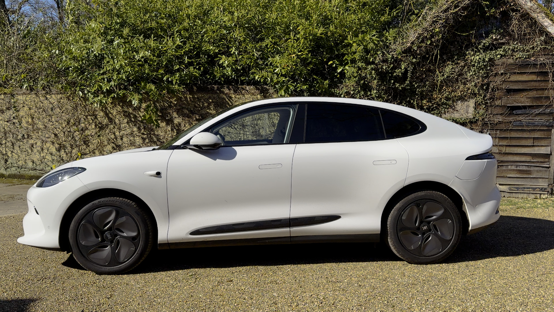 MG MOTOR UK IM6 ELECTRIC ESTATE 300kW Long Range 100kWh 5dr Auto